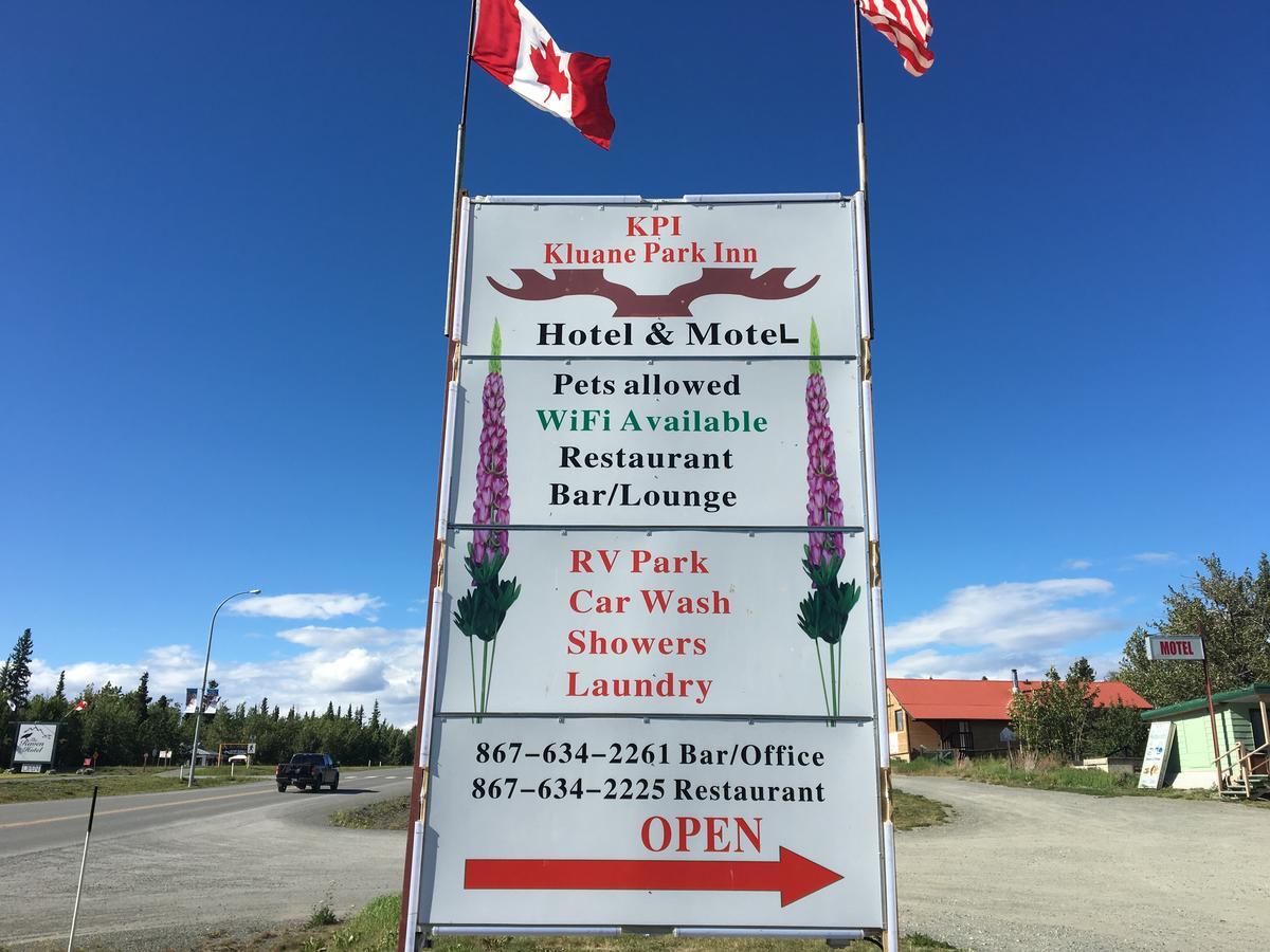 Kluane Park Inn Haines Junction Extérieur photo
